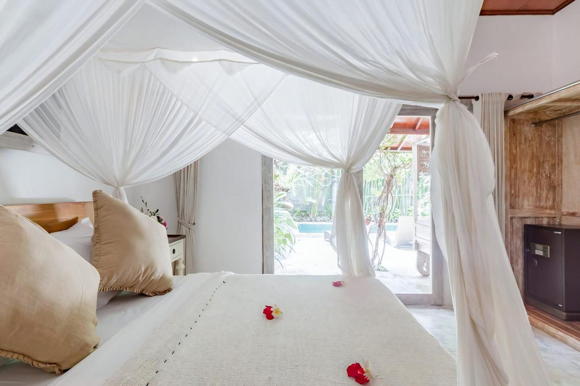 Ocean Luxury Villas Seminyak Exteriör bild